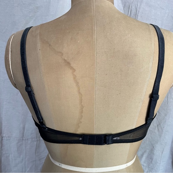 Victoria’s Secret Unlined Velvet & Lace Demi Bra w Adjustable Convertible Straps - Picture 3 of 14